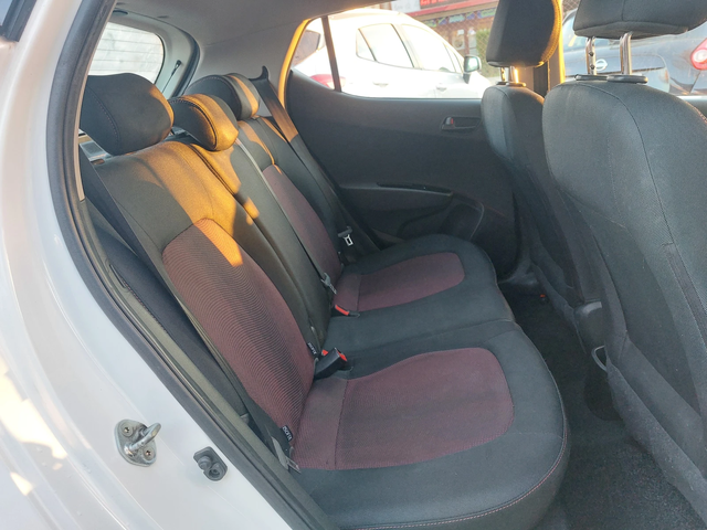 Hyundai I10 1.0i - автомобили, коли, обяви за нови и употребявани 11