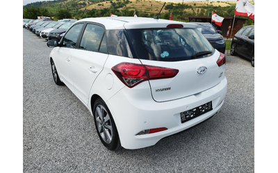 Hyundai I20 1.2 ГАЗ-БЕНЗИН - автомобили, коли, обяви за нови и употребявани 10