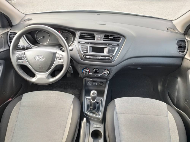 Hyundai I20 1.2 ГАЗ-БЕНЗИН - автомобили, коли, обяви за нови и употребявани 3