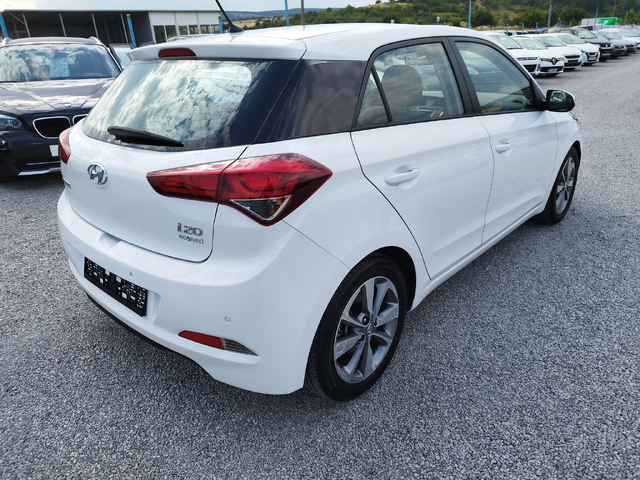 Hyundai I20 1.2 ГАЗ-БЕНЗИН - автомобили, коли, обяви за нови и употребявани 5