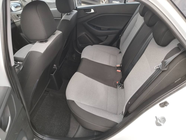 Hyundai I20 1.2 ГАЗ-БЕНЗИН - автомобили, коли, обяви за нови и употребявани 7