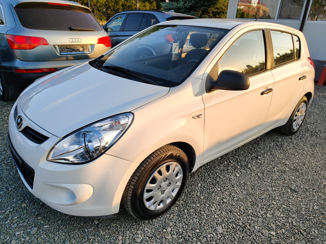 Hyundai i20 1.25Iㅤ ㅤ ㅤ ㅤ - автомобили, коли, обяви за нови и употребявани 0