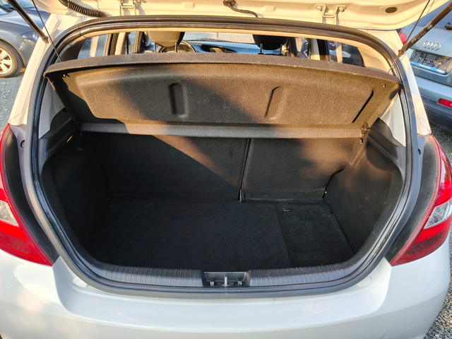 Hyundai i20 1.25Iㅤ ㅤ ㅤ ㅤ - автомобили, коли, обяви за нови и употребявани 12