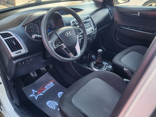Hyundai I20 1.2i - автомобили, коли, обяви за нови и употребявани 5