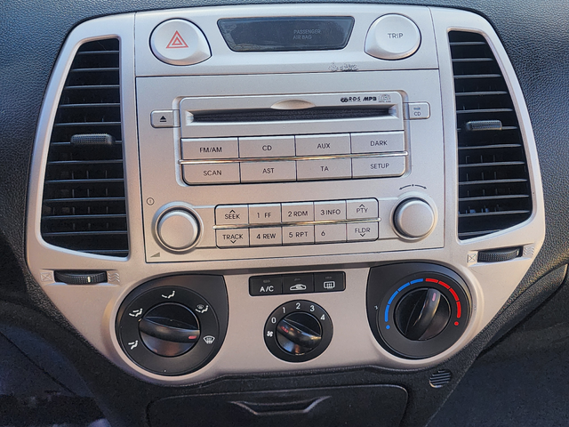 Hyundai I20 1.2i/LPG - автомобили, коли, обяви за нови и употребявани 8