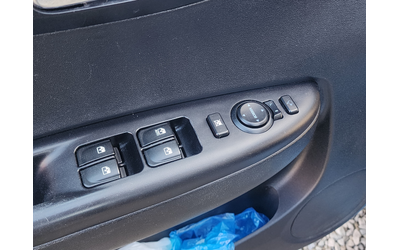 Hyundai I20 1.2i/LPG - автомобили, коли, обяви за нови и употребявани 9