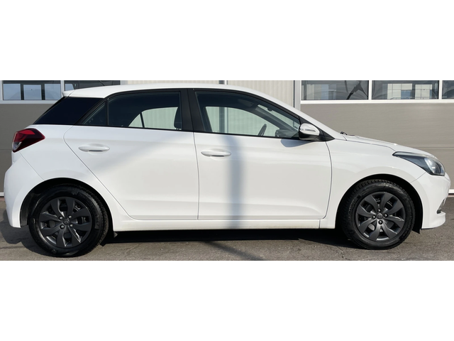 Hyundai I20 Върнат от Лизинг Euro 6B - автомобили, коли, обяви за нови и употребявани 6