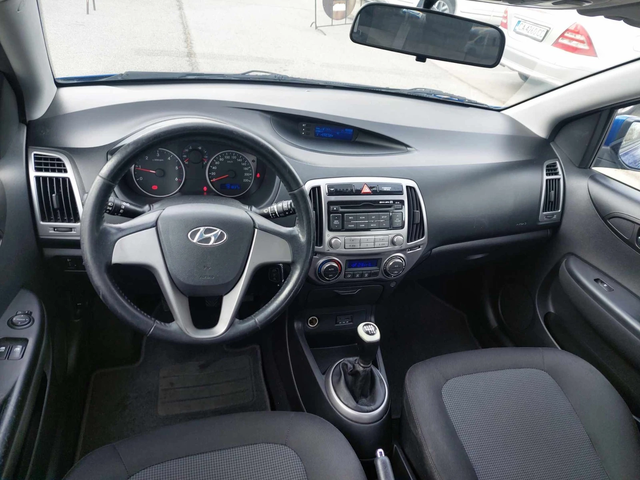 Hyundai I20 1, 4CRDI 90ps 6ck - автомобили, коли, обяви за нови и употребявани 5