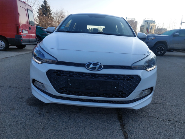 Hyundai I20 1, 4D FACELIFT 6ck - автомобили, коли, обяви за нови и употребявани 2