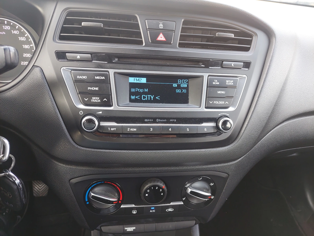 Hyundai I20 1, 4D FACELIFT 6ck - автомобили, коли, обяви за нови и употребявани 9