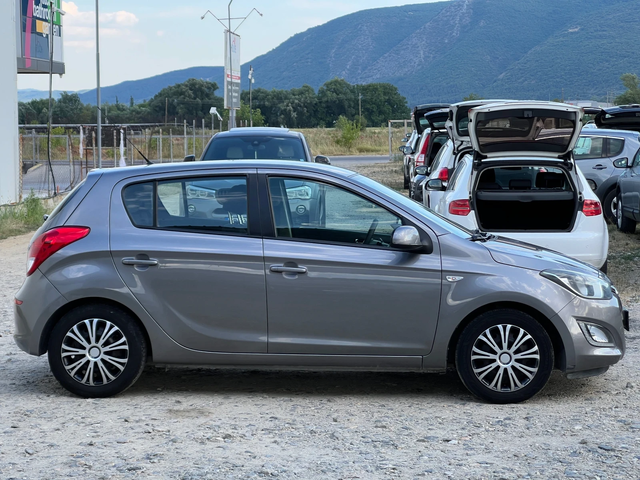 Hyundai I20 1.2i-86к.с. 16v ГАЗ-FACELIFT - автомобили, коли, обяви за нови и употребявани 3