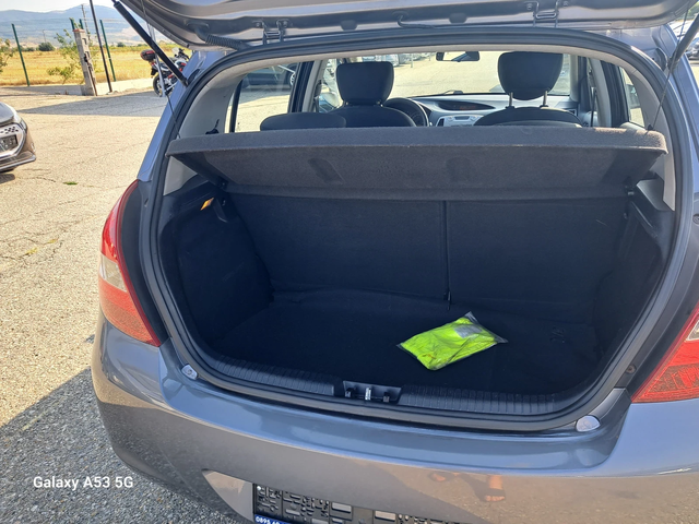 Hyundai I20 1, 2 i - автомобили, коли, обяви за нови и употребявани 11