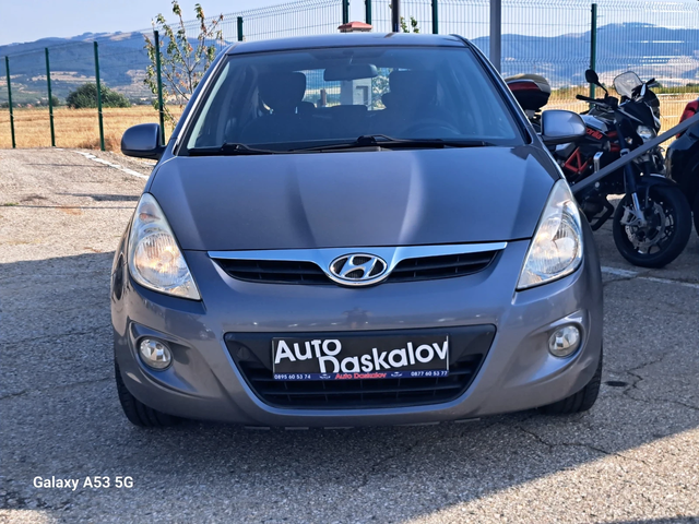 Hyundai I20 1, 2 i - автомобили, коли, обяви за нови и употребявани 1