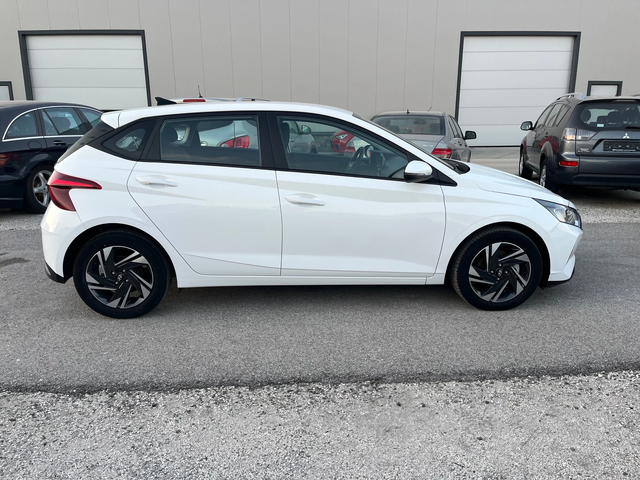 Hyundai I20 1.0 i 100k.c - автомобили, коли, обяви за нови и употребявани 3