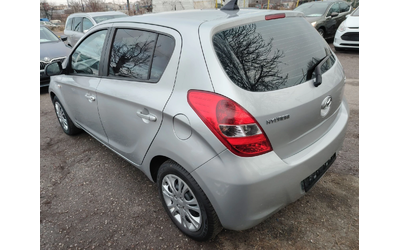 Hyundai I20 1.4i/AUTOMATIC - автомобили, коли, обяви за нови и употребявани 6