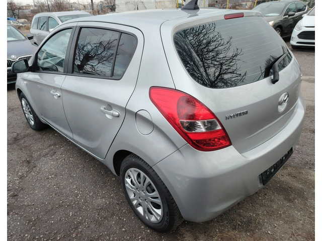 Hyundai I20 1.4i/AUTOMATIC - автомобили, коли, обяви за нови и употребявани 6