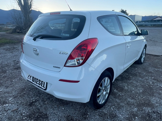 Hyundai I20 1.1GRDI-NAVI-ITALIA - автомобили, коли, обяви за нови и употребявани 9