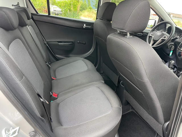 Hyundai I20 1.1GRDI-FEIS-LED-ITALIA - автомобили, коли, обяви за нови и употребявани 7