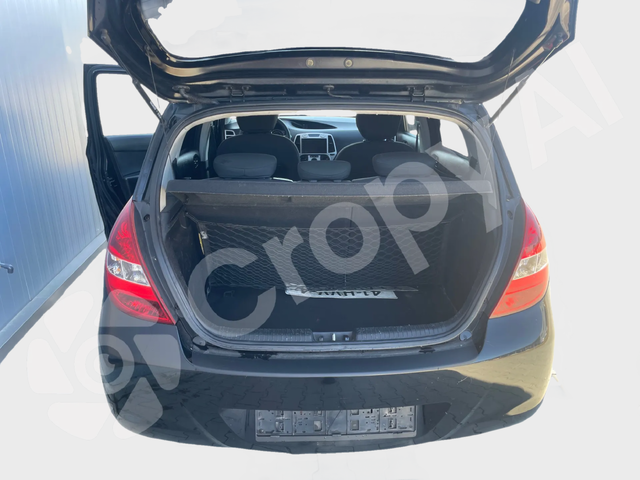 Hyundai I20 Dynamic/1.4i - автомобили, коли, обяви за нови и употребявани 12