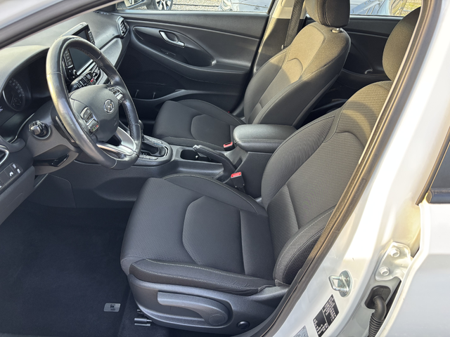Hyundai I30 1.4 i - автомобили, коли, обяви за нови и употребявани 6