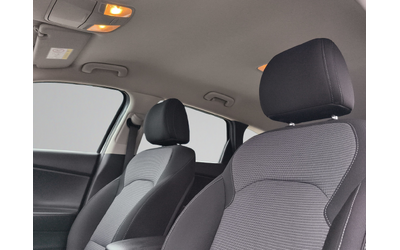 Hyundai i30 1.5DPi 110hp MT6 E6 - автомобили, коли, обяви за нови и употребявани 12