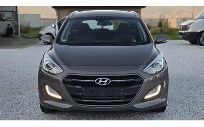 hyundai-i30-1-6-germany - 1