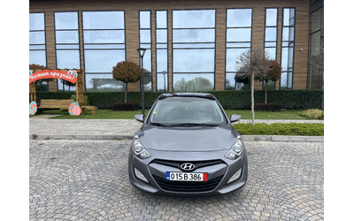 hyundai-i30-1-6crdi-128k-s-premium-full-full - 0