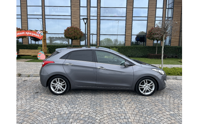 Hyundai I30 1.6CRDI 128к.с. Premium Full Full - автомобили, коли, обяви за нови и употребявани 12