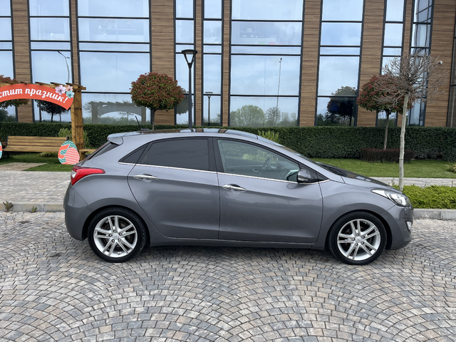 Hyundai I30 1.6CRDI 128к.с. Premium Full Full - автомобили, коли, обяви за нови и употребявани 12