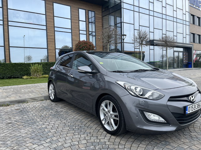 Hyundai I30 1.6CRDI 128к.с. Premium Full Full - автомобили, коли, обяви за нови и употребявани 3