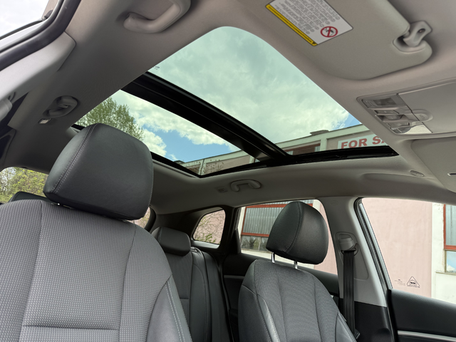 Hyundai I30 1.6i - автомобили, коли, обяви за нови и употребявани 11