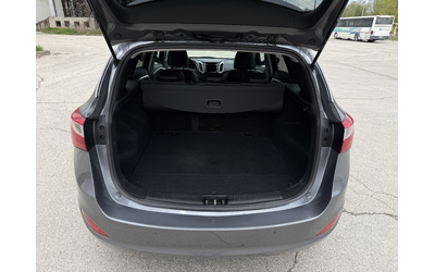 Hyundai I30 1.6i - автомобили, коли, обяви за нови и употребявани 12