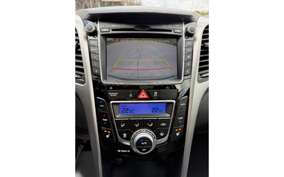 Hyundai I30 1.6i - автомобили, коли, обяви за нови и употребявани 13