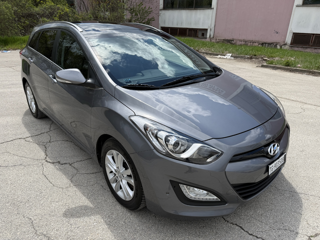 Hyundai I30 1.6i - автомобили, коли, обяви за нови и употребявани 1
