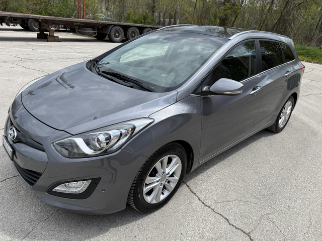 Hyundai I30 1.6i - автомобили, коли, обяви за нови и употребявани 6