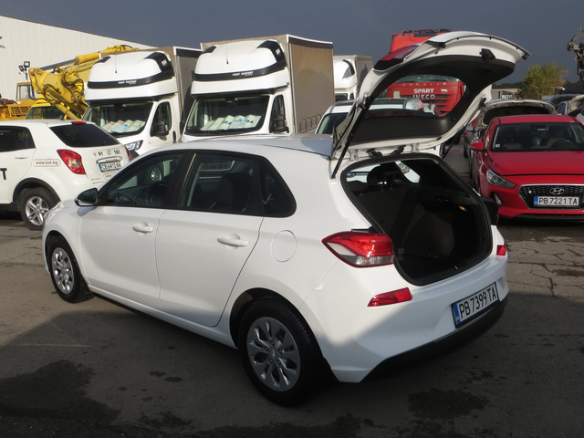 Hyundai I30 1, 6 CRDI euro 6b - автомобили, коли, обяви за нови и употребявани 14