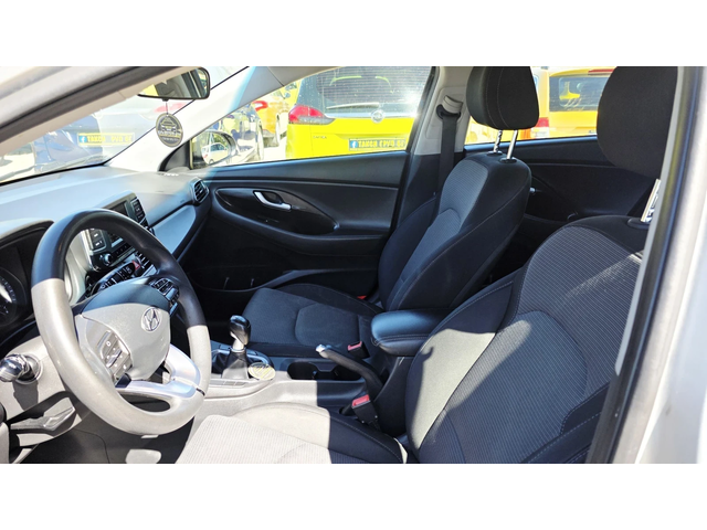 Hyundai I30 1.4-100кс* ЗаводскаГаз* ГОТОВА ЗА ТАКСИ - автомобили, коли, обяви за нови и употребявани 15