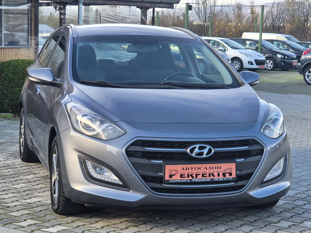 Hyundai I30 1.6диз 110к.с. Автомат - автомобили, коли, обяви за нови и употребявани 3