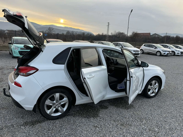 Hyundai I30 1.6 , Euro 6, Нов Внос - автомобили, коли, обяви за нови и употребявани 7