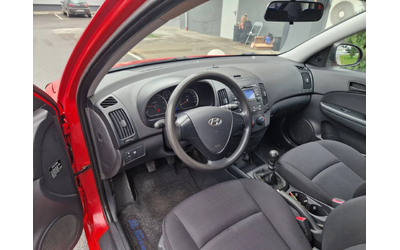 Hyundai I30 1.6 / 90 к.с - автомобили, коли, обяви за нови и употребявани 11