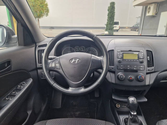 Hyundai I30 1.6 дизел - автомобили, коли, обяви за нови и употребявани 13