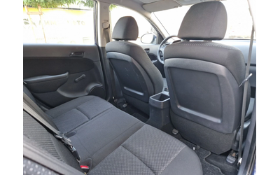 Hyundai I30 1.6 90 к.с. - автомобили, коли, обяви за нови и употребявани 16