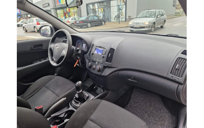 Hyundai I30 1.6 / 90 к.с - автомобили, коли, обяви за нови и употребявани 9