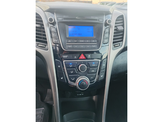 Hyundai I30 1.4, 90к.с. - автомобили, коли, обяви за нови и употребявани 11