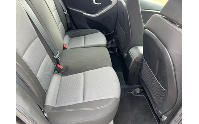 Hyundai I30 1.6 CRDI - автомобили, коли, обяви за нови и употребявани 13