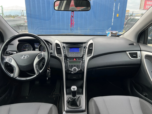 Hyundai I30 1.6 CRDI - автомобили, коли, обяви за нови и употребявани 14