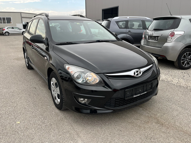Hyundai I30 1.4 109k.c - автомобили, коли, обяви за нови и употребявани 1