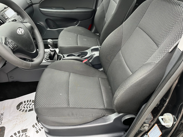 Hyundai I30 1.4 109k.c - автомобили, коли, обяви за нови и употребявани 6