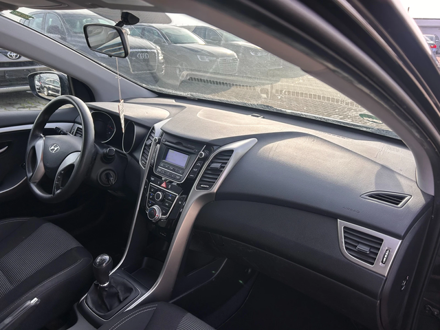 Hyundai I30 1.4CRDI EURO 5 - автомобили, коли, обяви за нови и употребявани 9