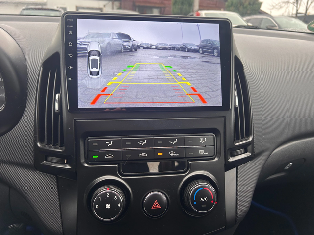 Hyundai I30 1.6CRDI NAVI/KAMERA EURO 4 - автомобили, коли, обяви за нови и употребявани 12